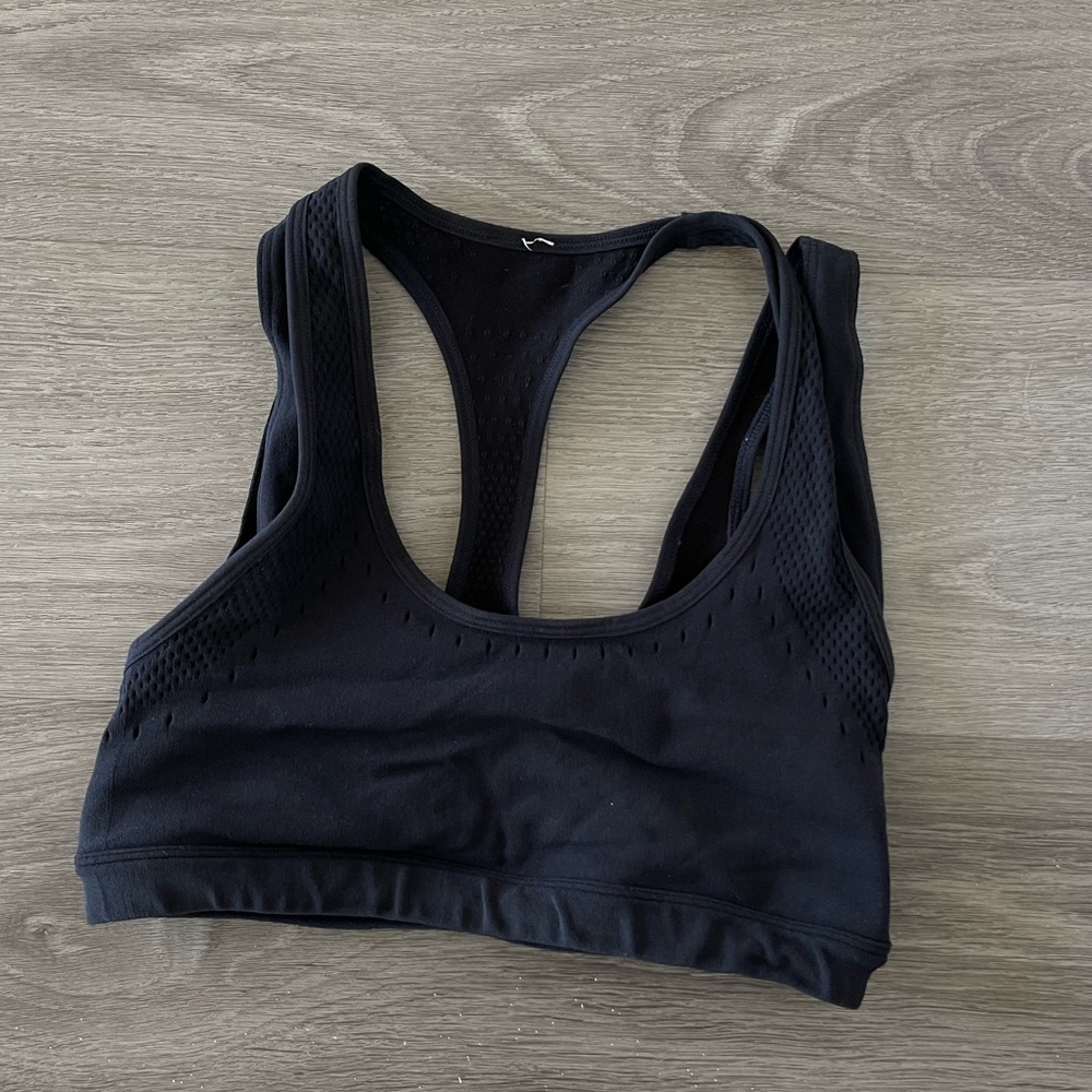 Fabletics sports bra